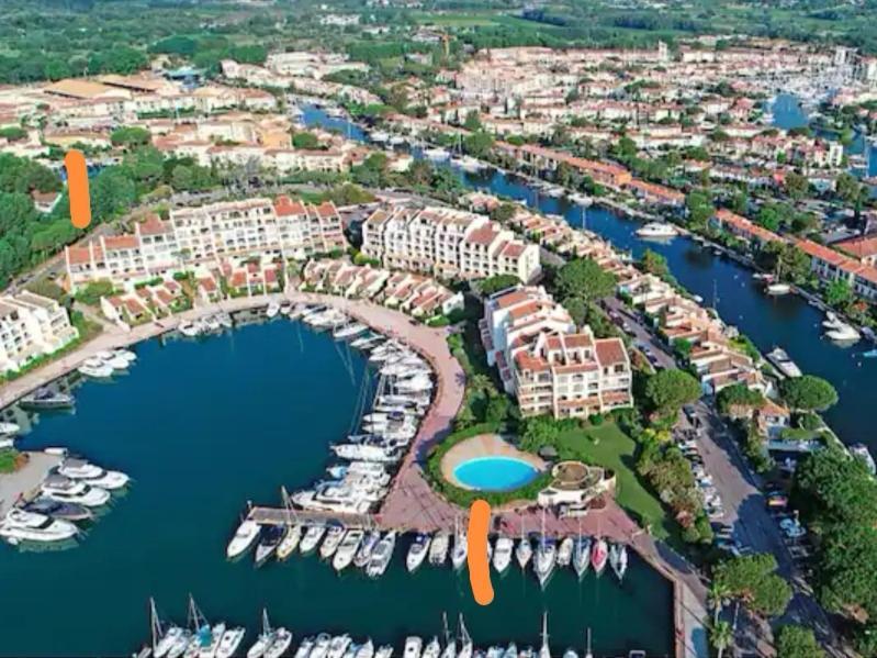 Appartamento L'Atelier Marin Sur Le Port Des Marines Cogolin Esterno foto